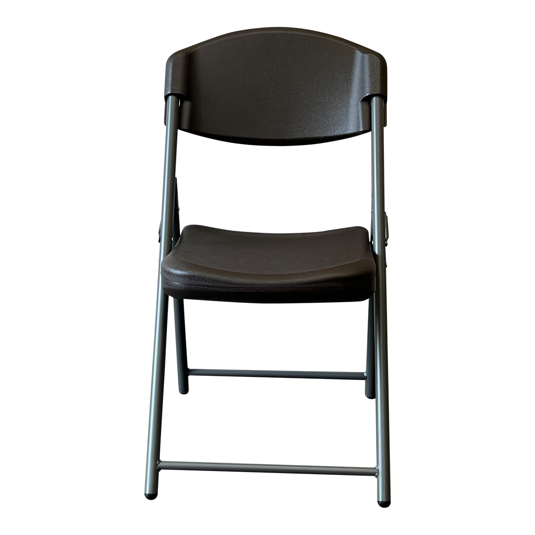 A forward facing expresso chair.